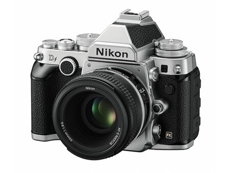 Nikon DF (AF-S 50mm G SE)