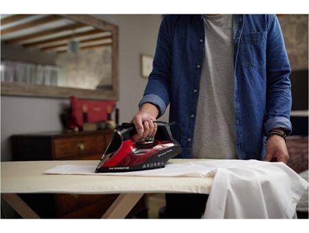 Russell Hobbs One Temperature Dampbügeleisen