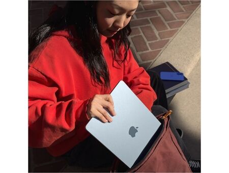 Apple MacBook Air 13" 256GB (MW0W3D/A) 2025