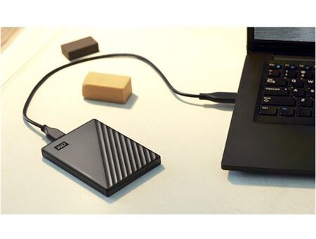 Western Digital My Passport (2TB)